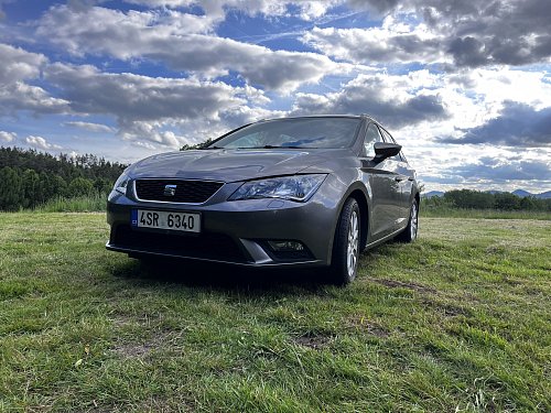 SEAT LEON ST-4DRIVE(4x4)