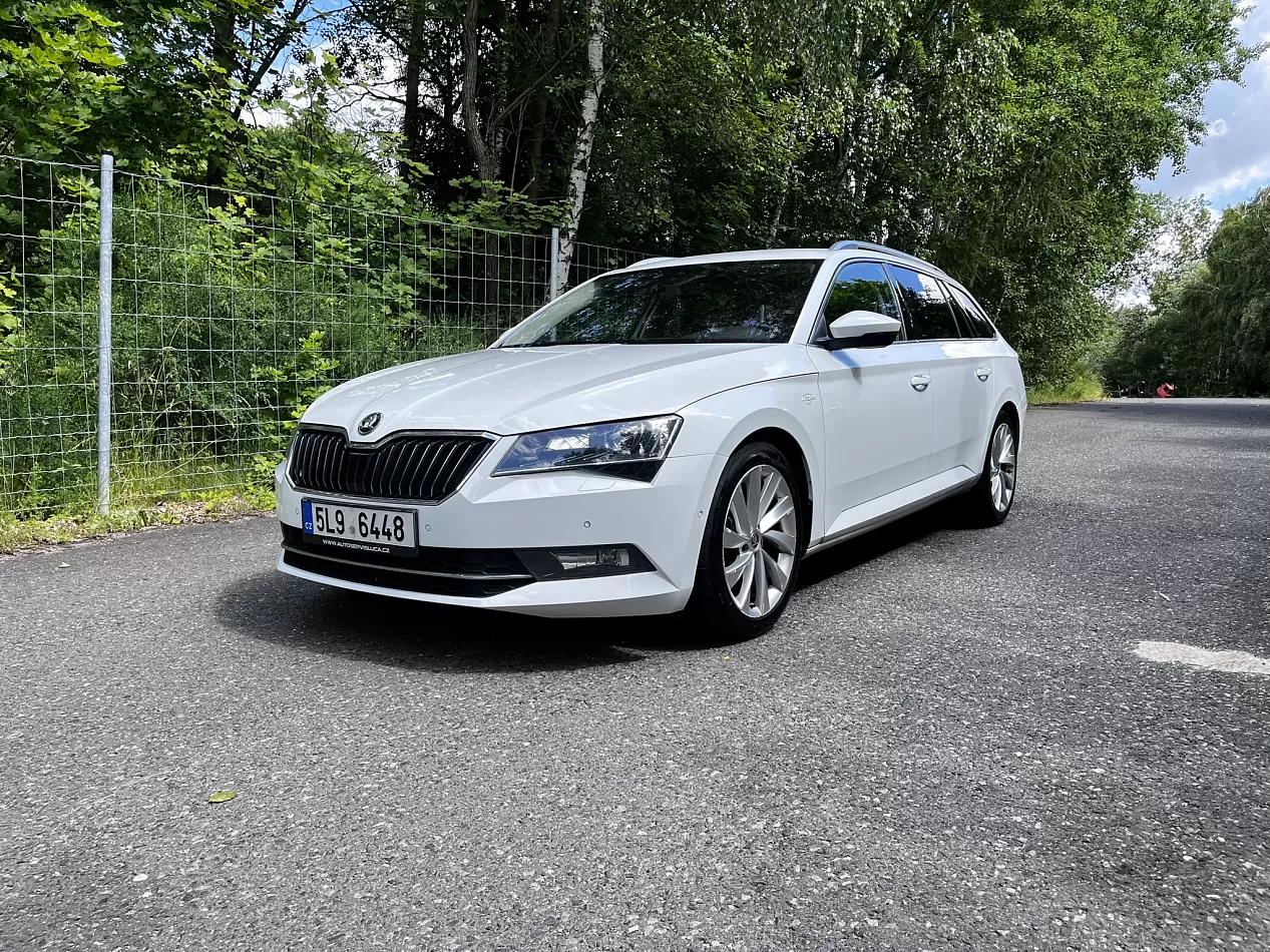 ŠKODA SUPERB combi L&K